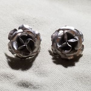 Vintage silvertone rose studs